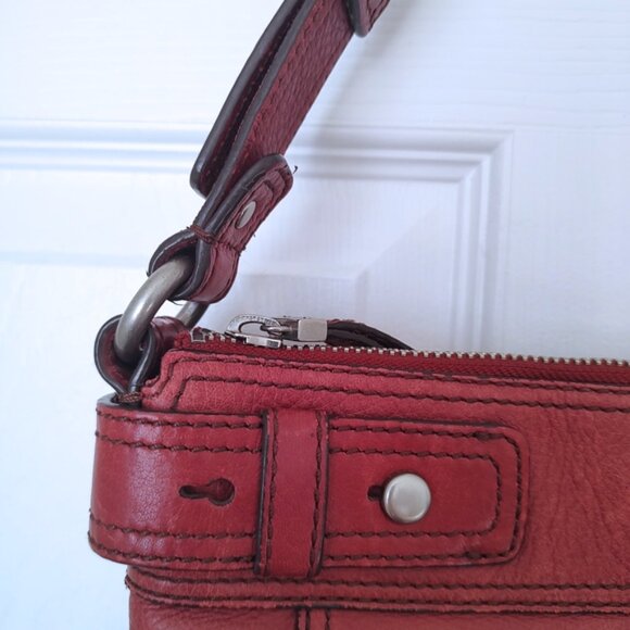 Fossil Y2K vintage shoulder bag keyhole EUC - Picture 3 of 9